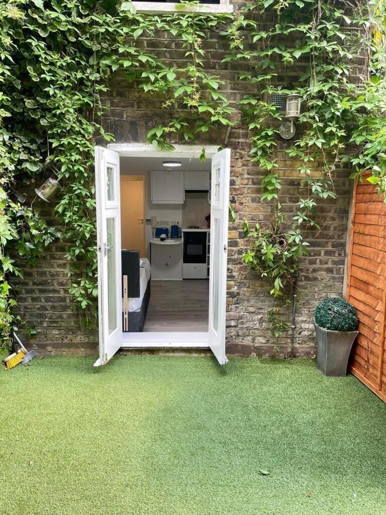 Portobello Road Artistic Studios 'Budget' London Exterior foto