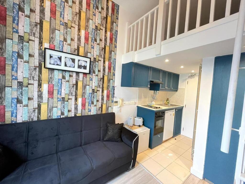 Portobello Road Artistic Studios 'Budget' London Zimmer foto