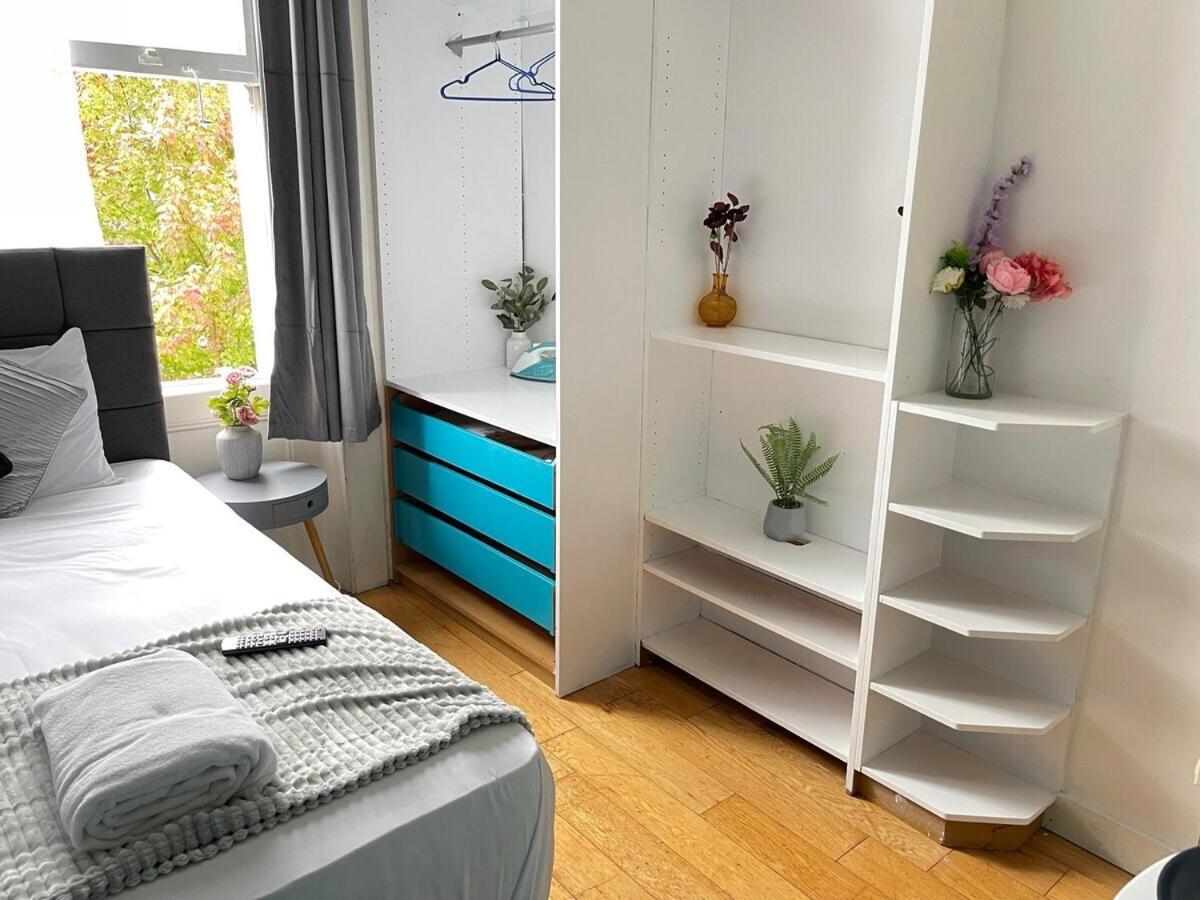 Portobello Road Artistic Studios 'Budget' London Zimmer foto