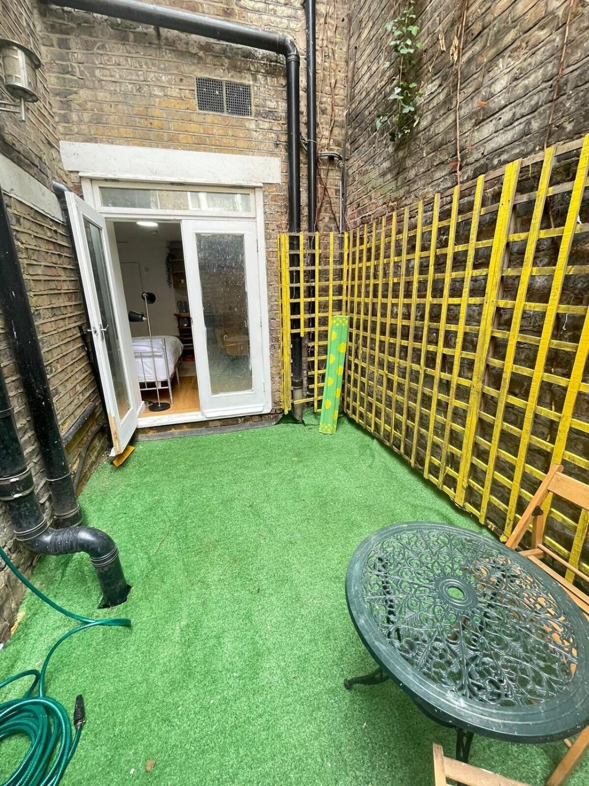 Portobello Road Artistic Studios 'Budget' London Zimmer foto