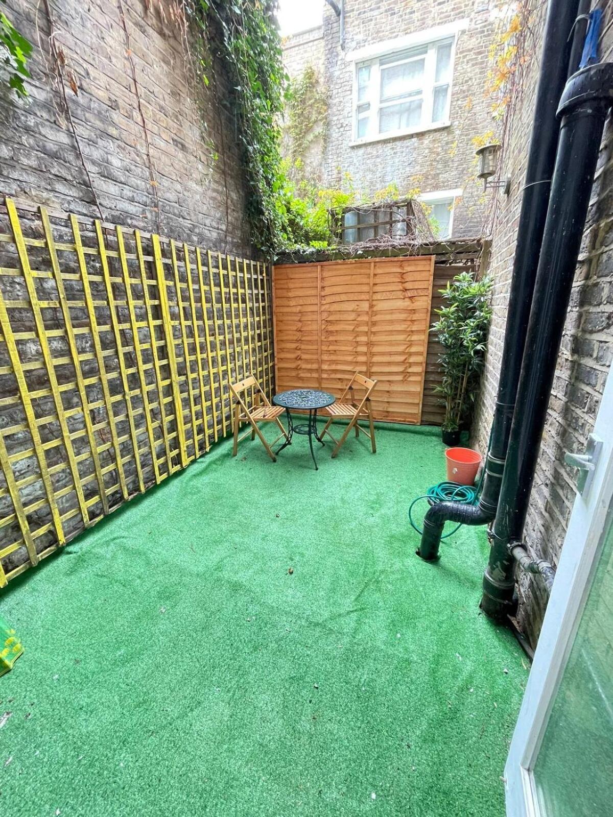 Portobello Road Artistic Studios 'Budget' London Zimmer foto